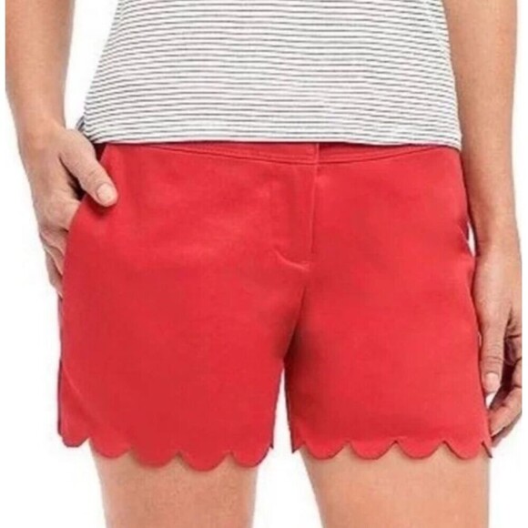 The Limited Womens Scalloped Tailored Shorts Size 14 Scarlet Red Pockets Casual - Picture 1 of 6